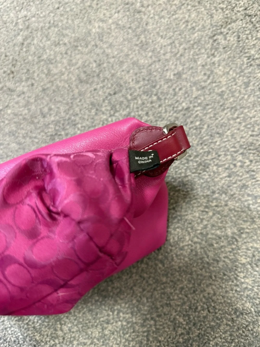 COACH 1941 DEMI LEATHERWARE FUCHSIA HOT PINK LEATHER BAGUETTE BAG - Picture 7 of 9